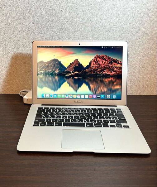 【新品SSD1TB/新品バッテリー】使用感少 Apple MacBook Air 13inch 2017/1.8GHZ/8GB/ハイスペック仕様/綺麗/最新OS/ダブル Mac OS