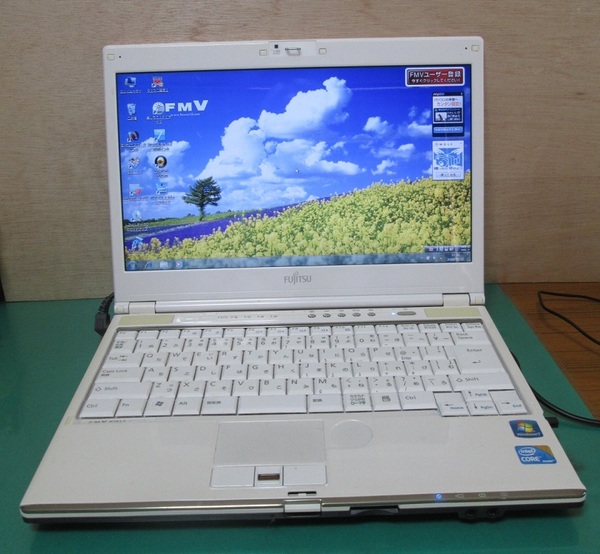 ノートパソコン富士通FMV-BIBLO Windows7中古初期化済