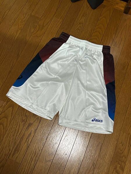 【美品】Lサイズasicsバスケットボール パンツ バスパン トレーニング ハーフ ショート ホワイト白 アシックスショーツ 刺繍