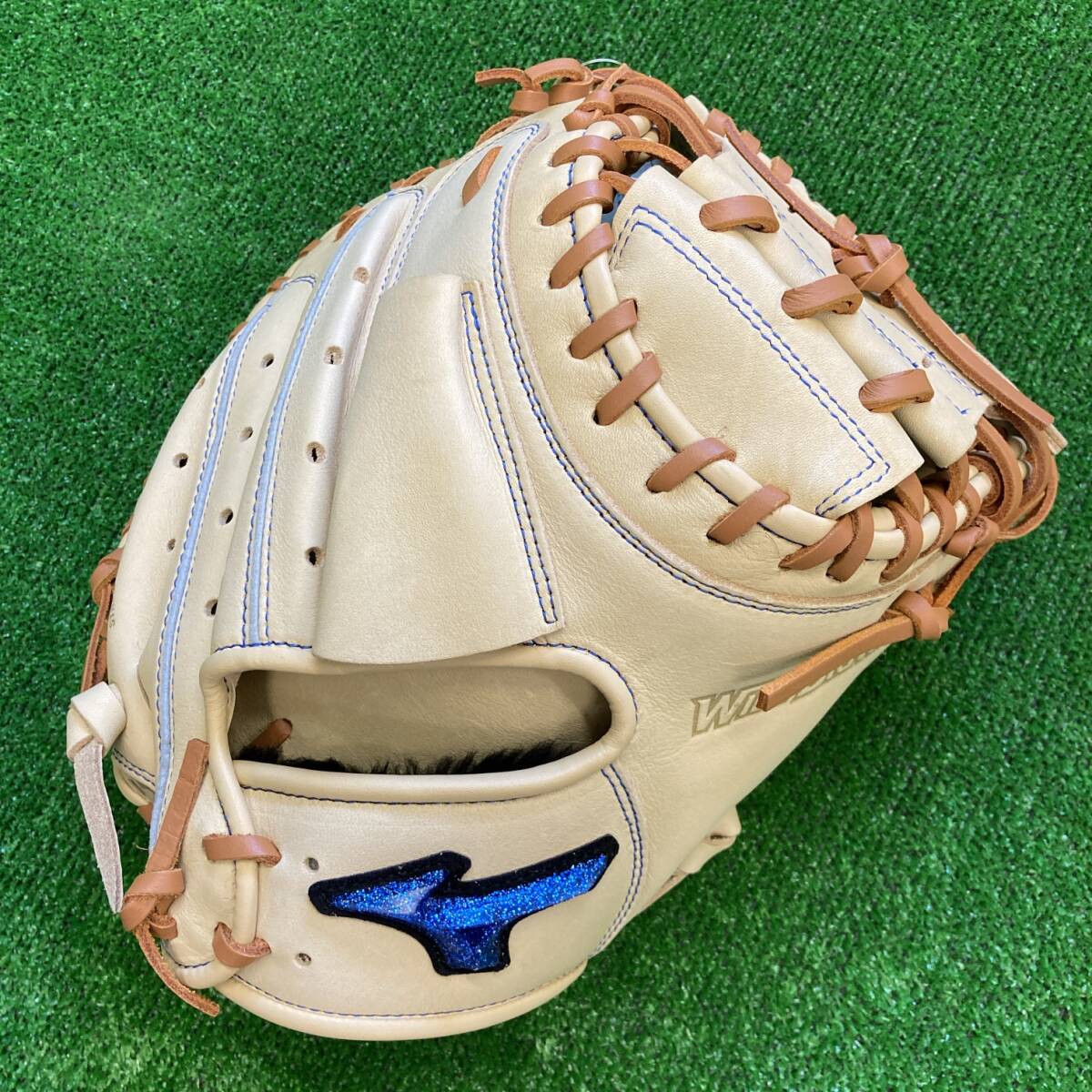 ミズノプロ硬式キャッチャーミット新古品 Mizuno Pro 硬式キャッチャーミット ミズノ 號 SAKEBI 炭谷銀