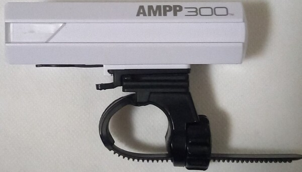 CATEYE(キャットアイ)LEDヘッドライト AMPP300 ロードバイク クロスバイク マウンテンバイク ミニベロ 折りたたみ フロントライト