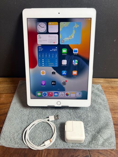 Apple iPad Air2/16GB/SIMフリー/Wi-Fi+Cellular/電池健康100%/HW258
