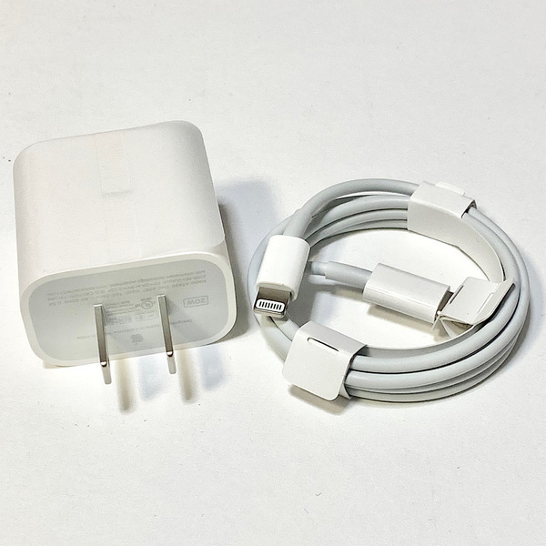 未使用 Apple純正 20W充電アダプタ & ケーブルセット A2305 20W USB-C - Lightningケーブル iPhone iPad ★★ 新品 ★★