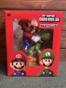 ☆New スーパーマリオブラザーズ Wii MAX FIGURE マリオ&ヨッシー 未使用・未開封品☆