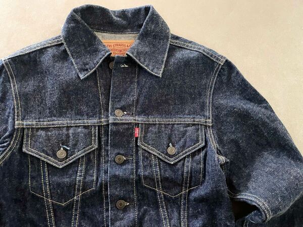 極美 90s LEVIS リーバイス 3rd 71557 BIGE デニムジャケット 36 香港製 極東 サード トラッカー gジャン ビンテージ 60s復刻 USA ビッグE