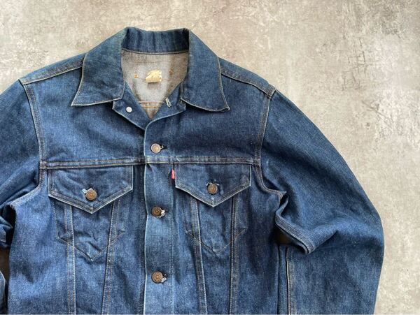 濃紺 70s Levis ビンテージ リーバイス 70505 4th デニム トラッカー ジャケット スモールe 刻印52 gジャン vintage オールド 赤耳 bige