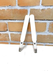 YXS1164-2★中古品★2本組Cisco AIR-ANT2524DW-R 全指向性デュアルバンドアンテナ(2.4GHz/5GHz対応、屋内/屋外用、RP-TNCコネクタ)