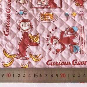 ハギレ 生地 キルティング 入園入学 キャラクター生地 ピンク おさるのジョージ 105×50