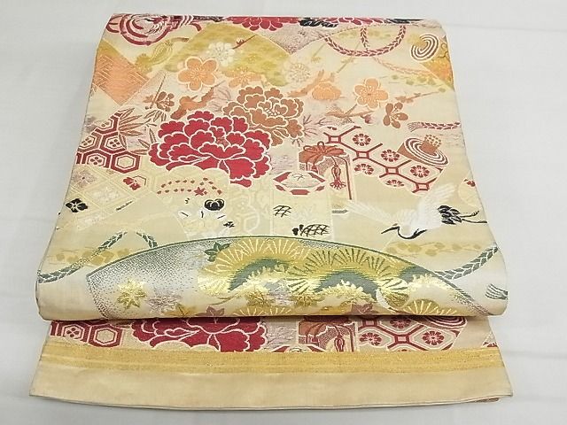 104)丸帯　正絹　レトロ　アンティーク 名古屋帯 螺鈿箔 丸に蝶々 可愛いデザイン 九寸 着物 正絹 T