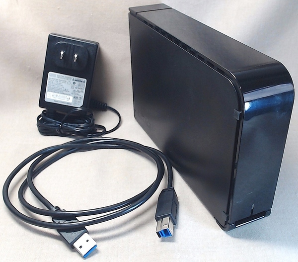 BUFFALO 2TB USB3 HD-LB2.0TU3/N ≪送料無料≫ 使用7,969時間 HDD ST2000DM001 ハードディスク バッファロー 3.1 3.2 Seagate