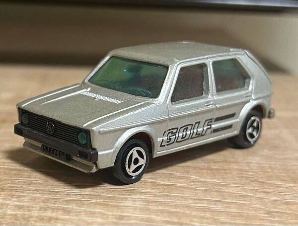 25D05-33: マジョレット majorette フォルクスワーゲン ゴルフVW GOLF ECH 1/60 NO.210 ミニカーフランス製