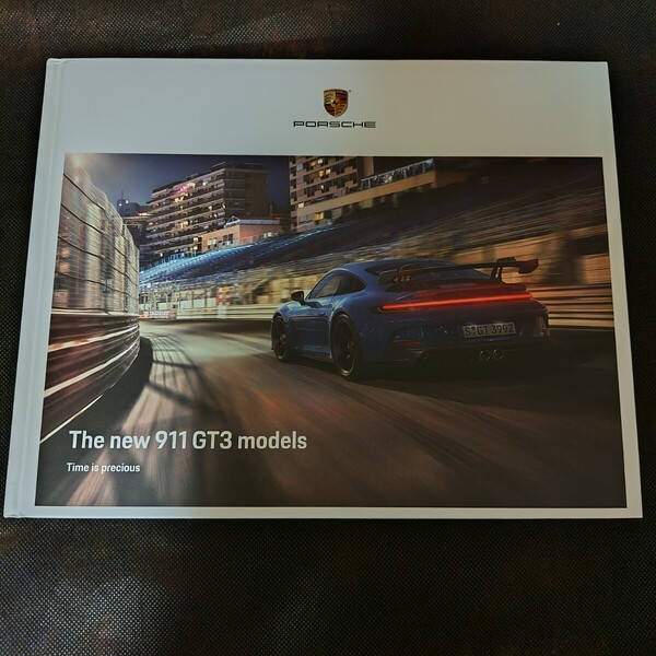 ポルシェ 911GT3本カタログ 992.1ハードカバー英語版