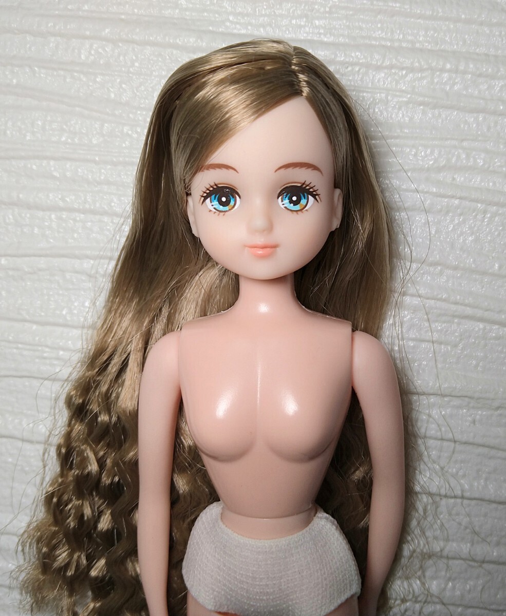 送料無料 リカちゃんキャッスル アウトフィット 未開封-H 復刻版