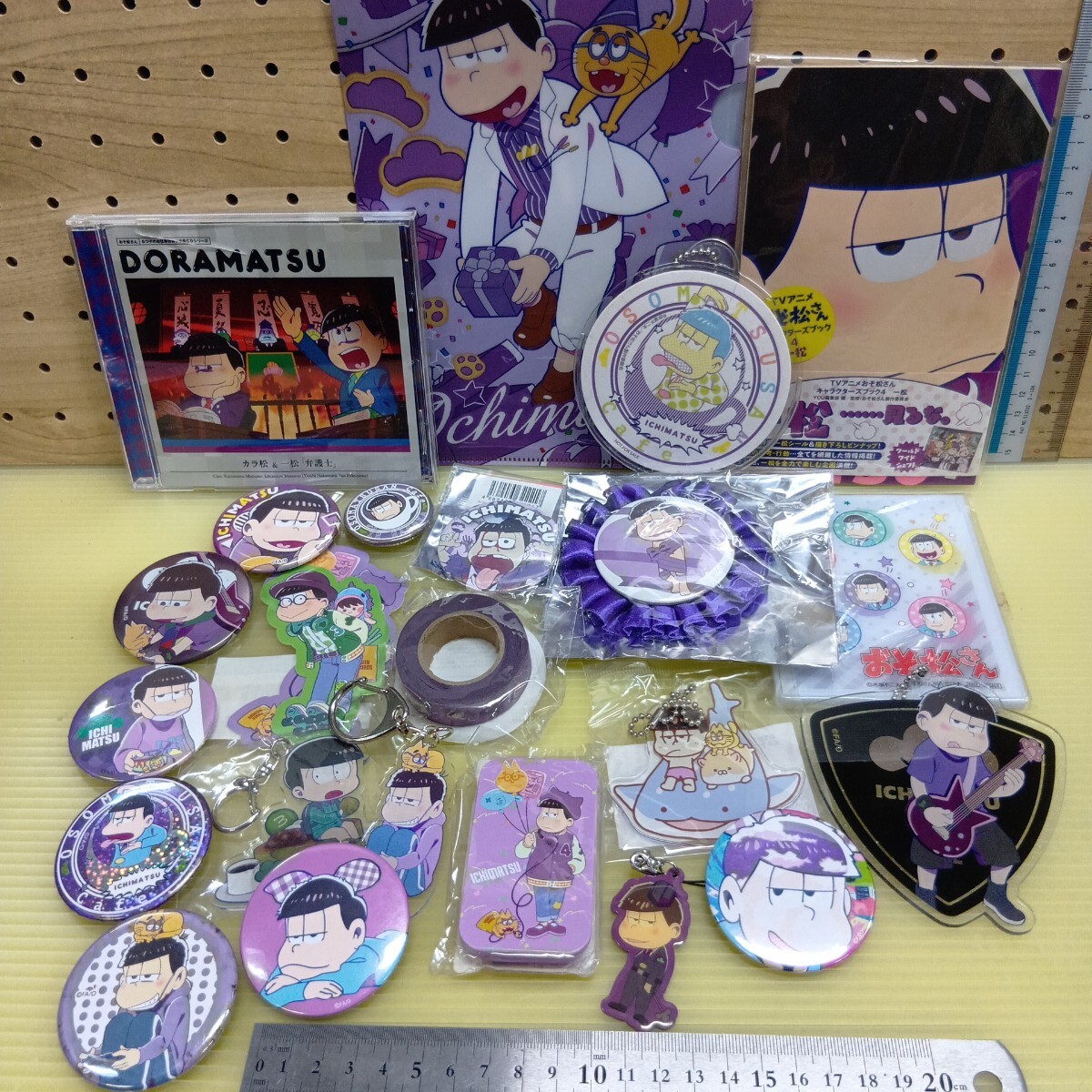 Amazon.co.jp: おそ松さん 一松 グッズまとめ売りセット : おもちゃ