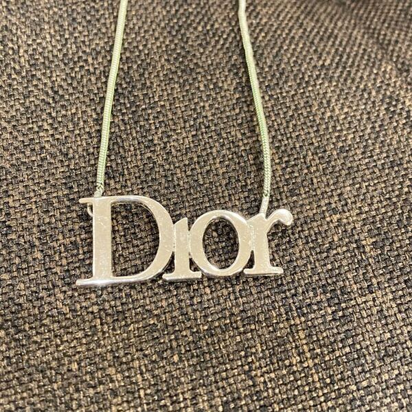 Christian Dior クリスチャンディオール ネックレス ロゴ アクセサリー シルバーカラー レディース おしゃれ 人気 ブランド
