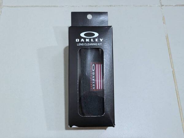 新品 純正品 Oakley Lens Cleaning Kit オークリー レンズ クリーニング キット クリーナー Sunglasses サングラス メガネ 101-008-001