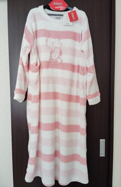 【新品タグ付き】マタニティウェア 授乳口付き ワンピース スヌーピー マタニティパジャマ ルームウェア