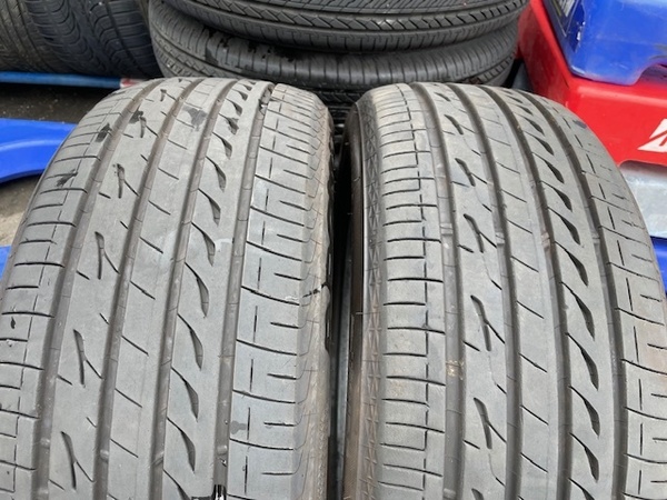中古タイヤ2本セット!ブリヂストン レグノ GR-XⅢ 225/45R18 2本 バリ溝2024年製造!クラウン、ヴェゼル、レヴォーグなど