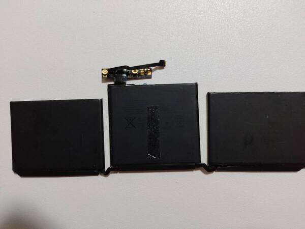 ★純正★Macbook Pro 2016 2017 13インチA1708用バッテリー A1713 残量2823mAh サイクルカウント661