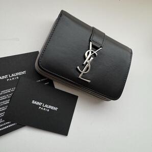【美品】 842 Saint Laurentイブサンローラン2つ折り財布