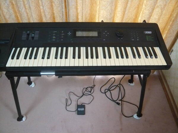 KURZWEIL カーツウェル K-2000 SN9303107798 (製造・ユンチャン楽器 韓国製) 専用ハードケース 純正ペダル・ACコード付