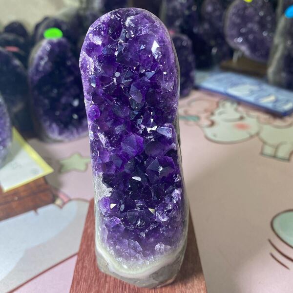 【極上】ウルグアイアメジストクラスター奇岩原石(幸運水晶)天然紫水晶 A A