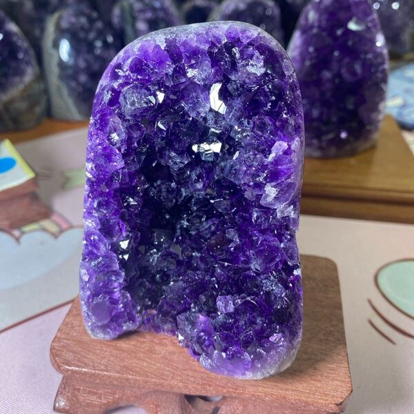 【極上】ウルグアイ産A A A級アメジストクラスター(幸運水晶)超美しい 紫水晶