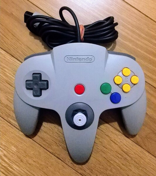 N64 コントローラー グレー ~ ニンテンドー64