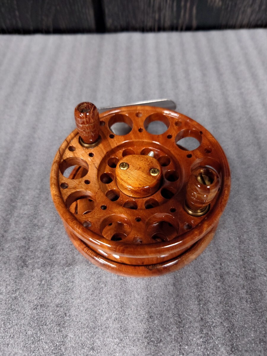 木製リール　自作（落とし込み）花梨の瘤 Amazon.co.jp: ツルヤ 木リール 重利作 ケヤキ カシュー塗り