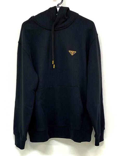 【即決】 PRADA パーカー UJL24B SWMO 14LJ ブラック コットン100% トップス サフィアーノ ロゴ 黒 三角プレート プラダ