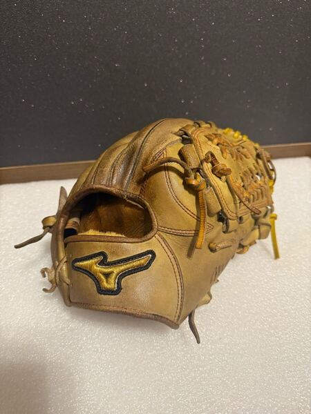 ★人気★即戦力★ ミズノプロ 硬式用 内野手 良型