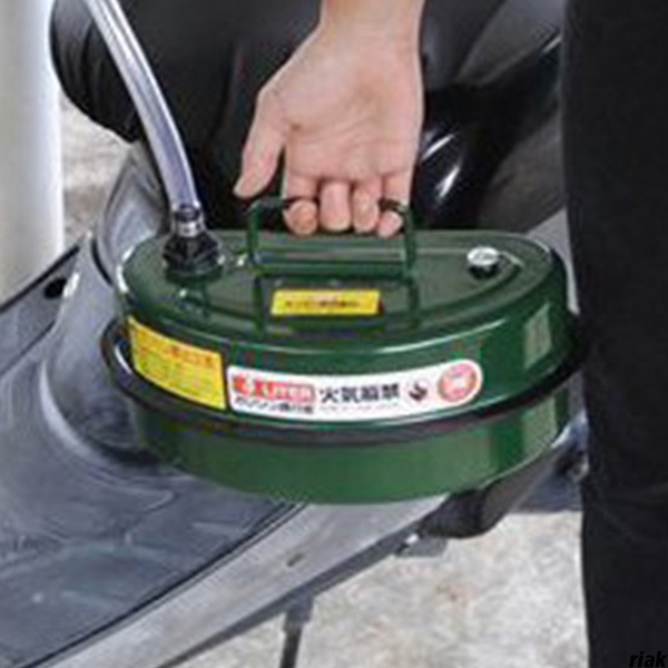 【小型でツーリングや緊急用にオススメ】 3L ガソリン携行缶 携帯用 コンパクト 緊急用燃料 アウトドア用品 ツーリング 持運び便利