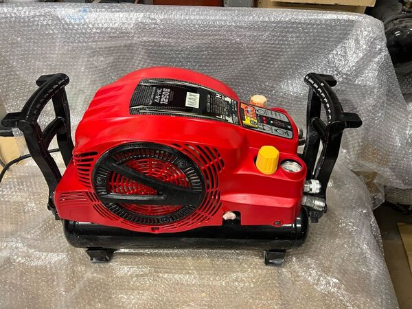 良品 低騒音MAXマックス★高圧 常圧AK-HL1250Eエアコンプレッサ