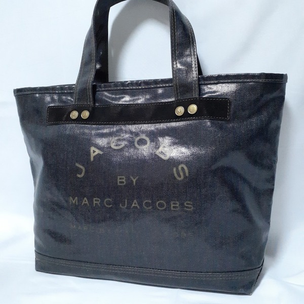 MARC BY MARC JACOBS マークバイマークジェイコブス PVC レザー ビッグロゴ A4収納 トートバッグ ネイビー
