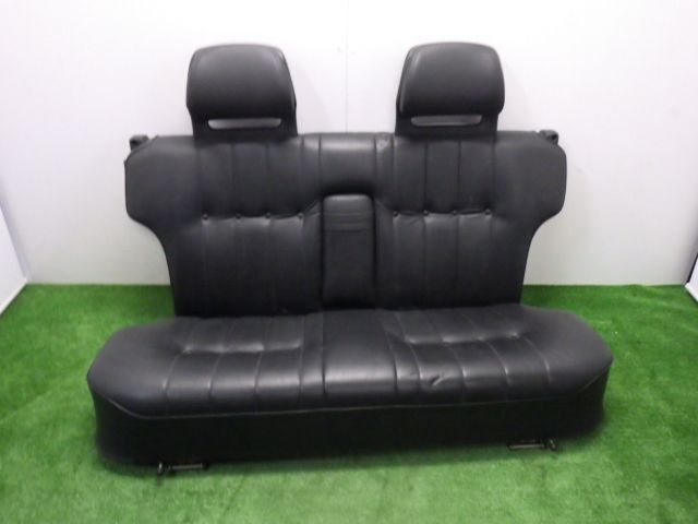 新品・未使用・純正品】ボルボ240 セカンドシートラッチ （Yahoo