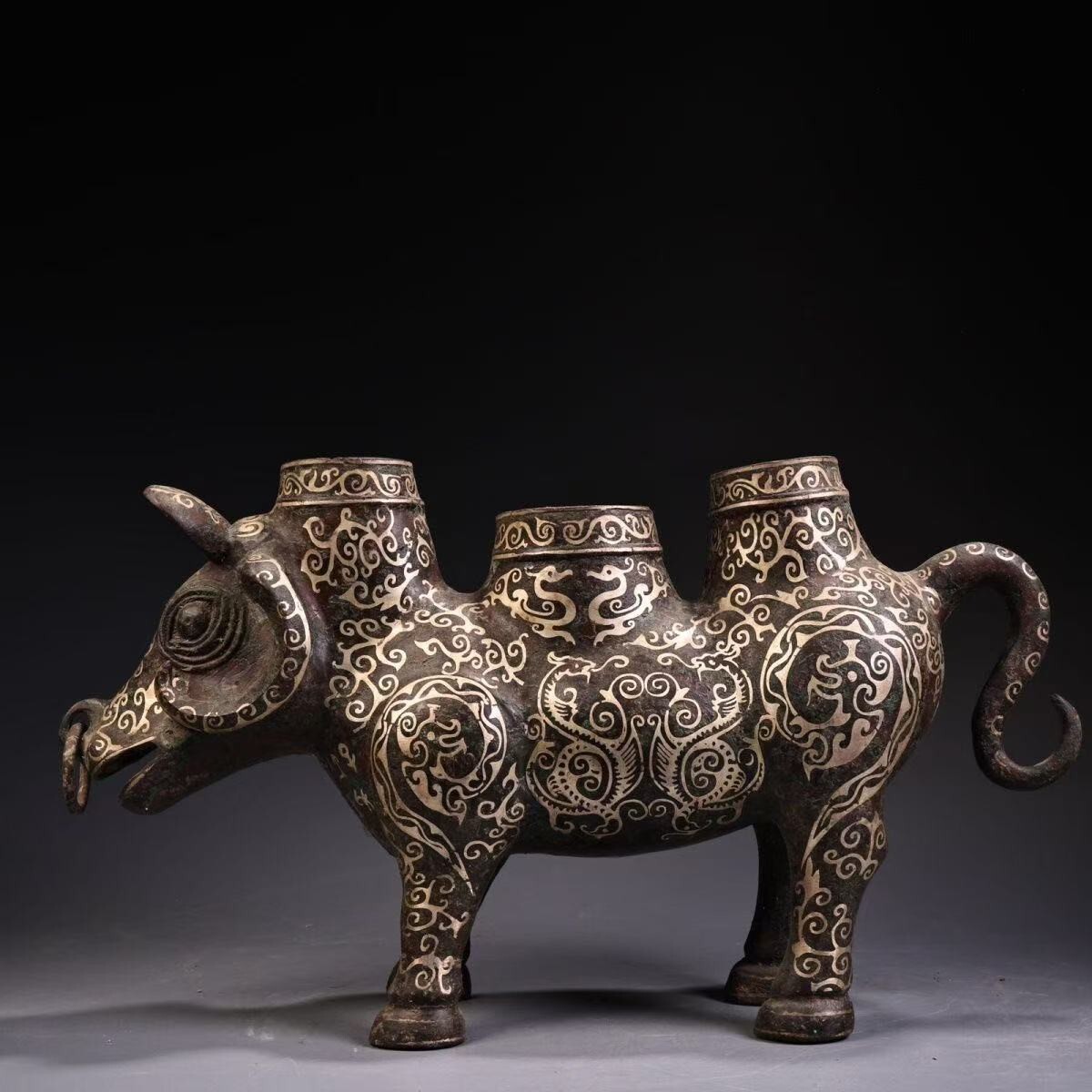 銅細工 五牛灰皿 置物 装飾品 工芸品 美術品