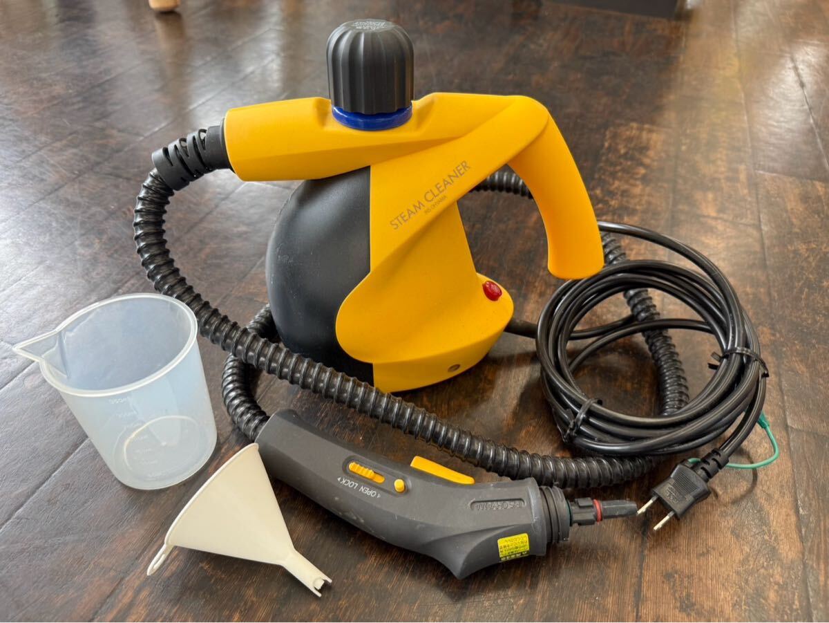 アイリスオーヤマ スチームクリーナー コンパクトタイプ STM-304N-W アイリスオーヤマ スチームクリーナーコンパクトタイプ STM-304N