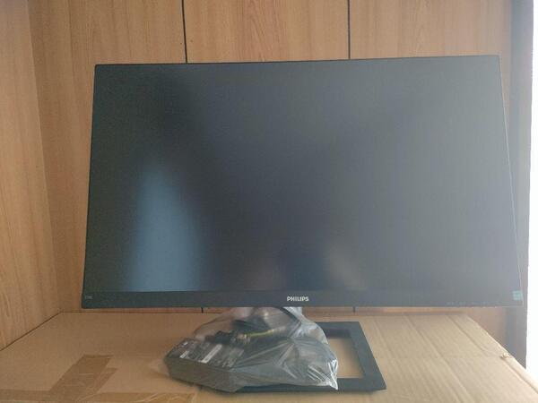 @PHILIPS フィリップス 278E1A/11 27型 液晶モニター 4K/IPS/HDMI/DisplayPort 中古品 27インチ