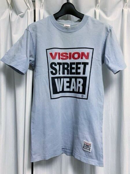 ◎送料無料【 VISION STREET WEAR 】半袖Tシャツ アメリカ製 Sサイズ 水色 ★ MADE IN U.S.A ヴィジョン ヴィンテージ 古着 色褪せ有