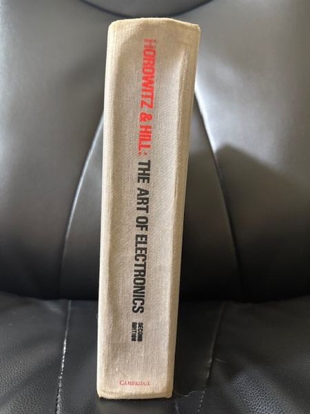 ■THE ART OF ELECTRONICS■HOROWITZ & HILL■CAMBRIDGE■ハードカバー