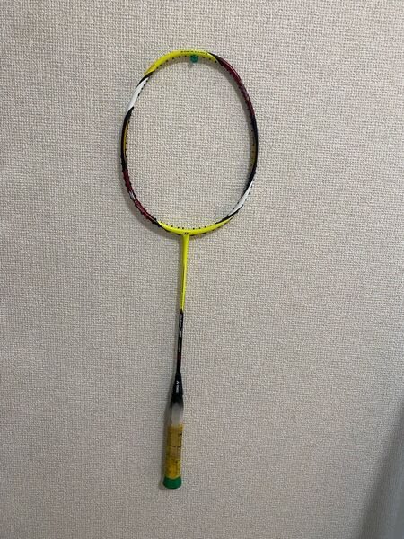 バドミントンラケット 4 YONEX アークセイバーZスラッシュ 3UG5 ヨネックス 廃盤 ARCSABER
