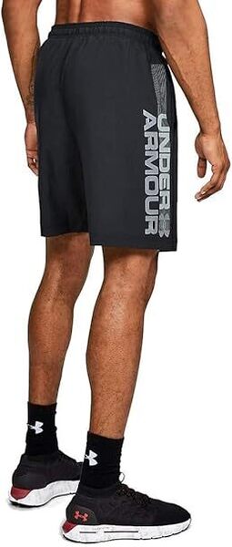 送料無料! 新品未使用 タグ付き! UNDER ARMOUR アンダーアーマー UA テックショーツ ブラック レッド Lサイズ ハーフパンツ 速乾