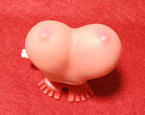 おっぱい ユーモラスな大人の玩具 ぴょんぴょん跳ねながら動きます。オッパイ