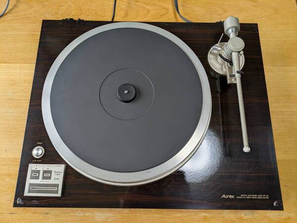 Aurex SR-P90/Toshiba 東芝 SR-P90 クォーツロックDDレコードプレイヤー「Aurex SR-P90¥79,800(1982年頃)」