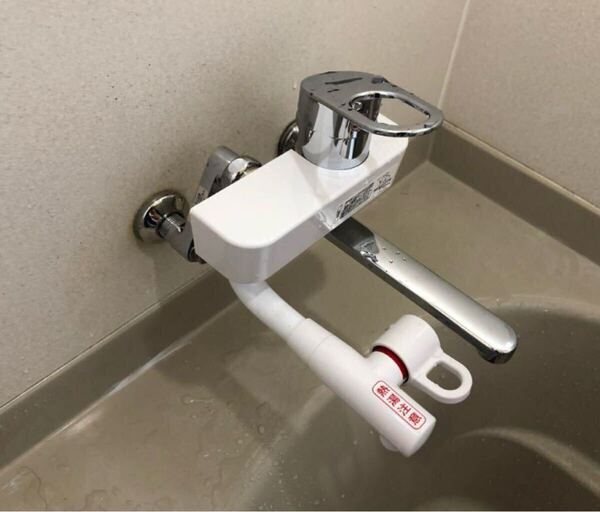 新品 TOTO T336DR シングルレバー式混合栓 ①