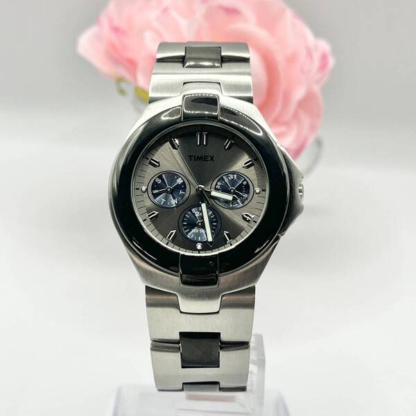 《美品》TIMEX★タイメックス★クォーツ 腕時計★トリプルカレンダー★デイデイト★メンズ★シルバー