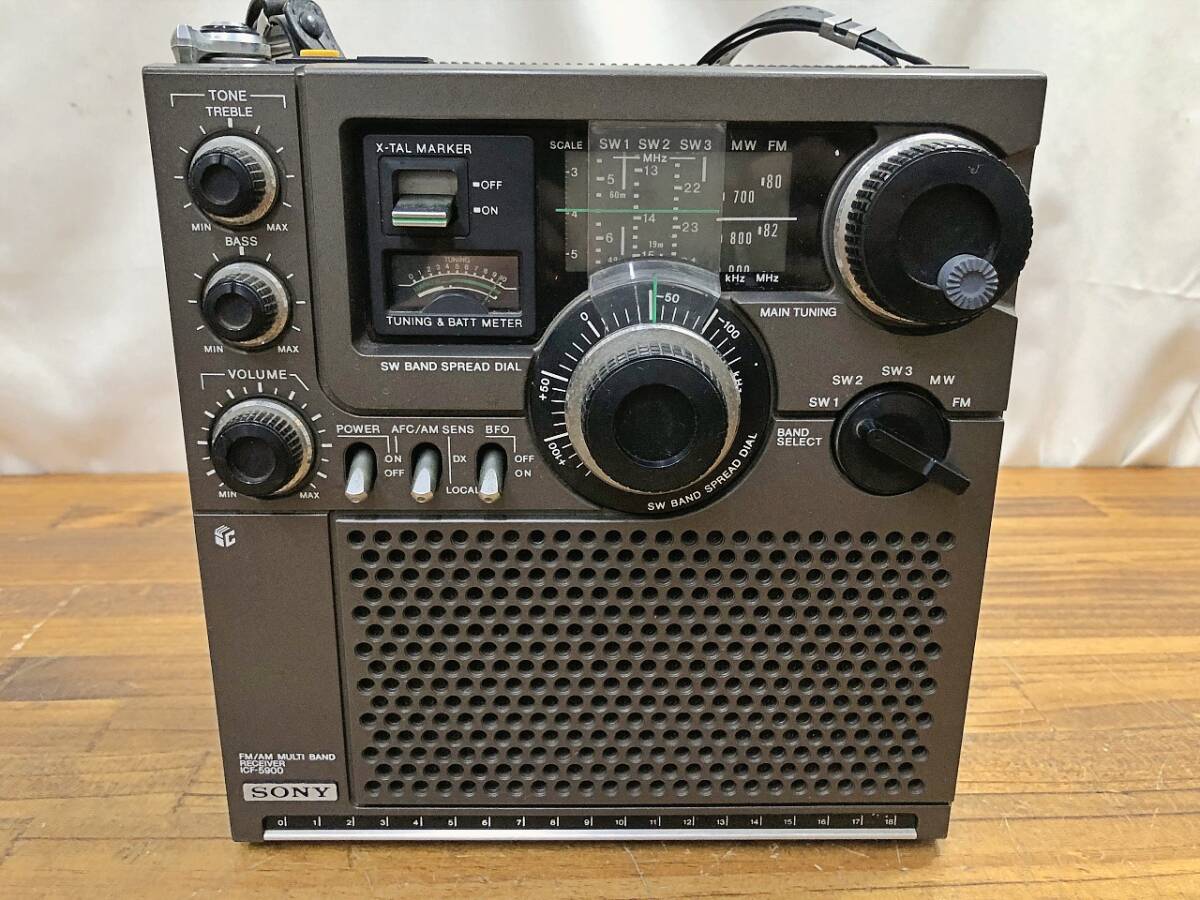 ジャンク/動作未確認 SONYソニー ラジオ ICF-5900 昭和レトロ