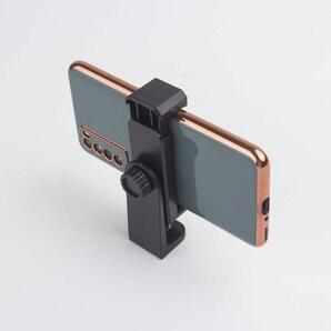 [(新品)スマホホルダ三脚iPhone / SONY / samsung/自撮棒