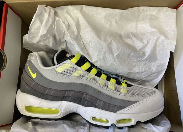 ナイキ エアマックス95 グリーディー US9.5 27.5cm 白 ホワイト マルチカラー NIKE AIR MAX 95 QS GREEDY