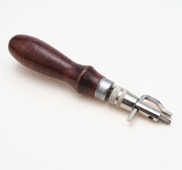 革工具 ステッチンググルーバー クラフト 革 DIY レザークラフト 工具 穴あけ ガイド付き 初心者 シルバー へり落とし